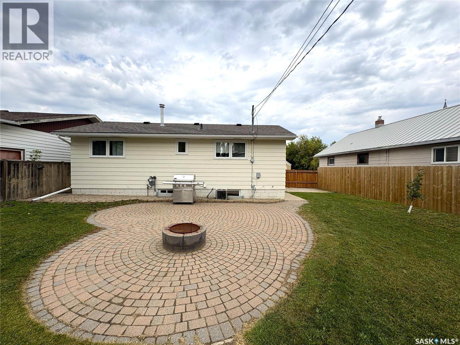 435 2nd Avenue, Allan, Saskatchewan  S0K 0C0 - Photo 3 - SK046547