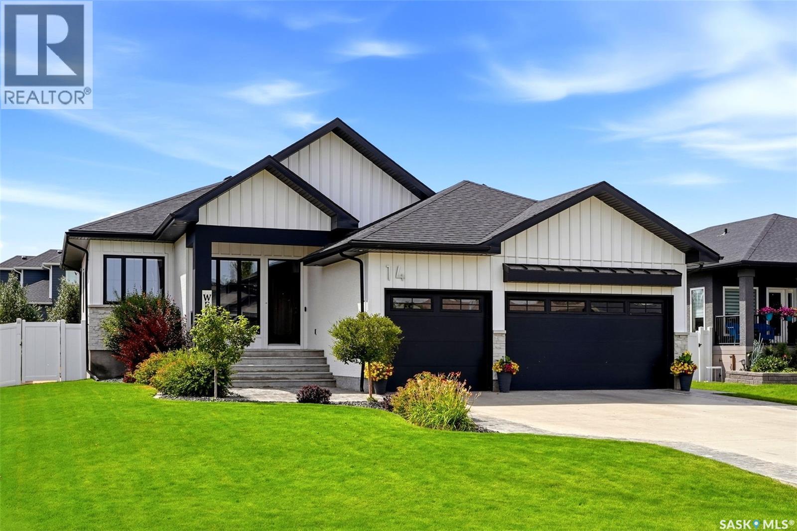 14 Stanford Road, White City, Saskatchewan  S4L 0C9 - Photo 1 - SK046514