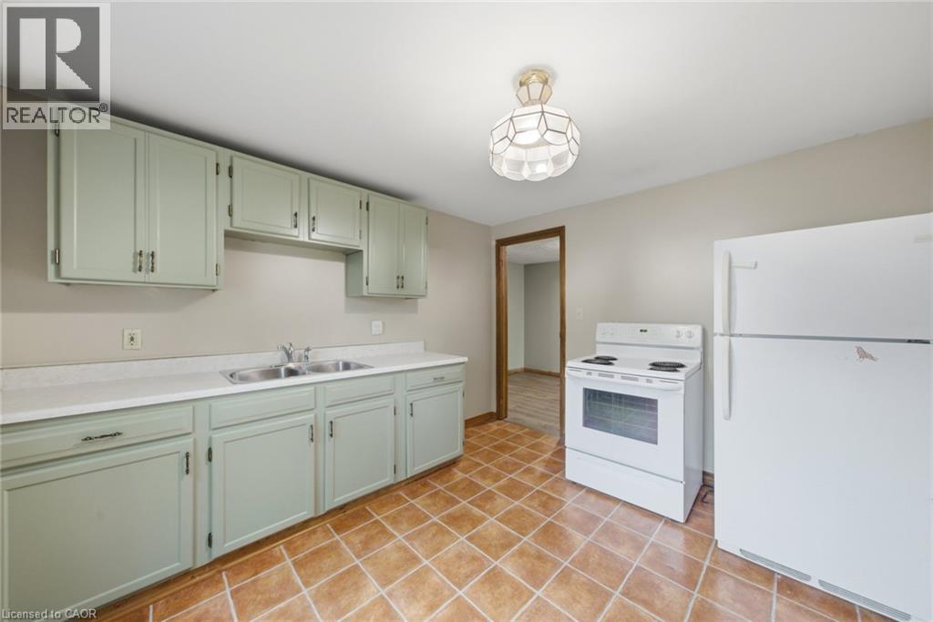 211 Canborough Street, Smithville, Ontario  L0R 2A0 - Photo 17 - 40848710