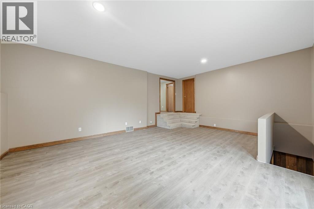 211 Canborough Street, Smithville, Ontario  L0R 2A0 - Photo 19 - 40848710