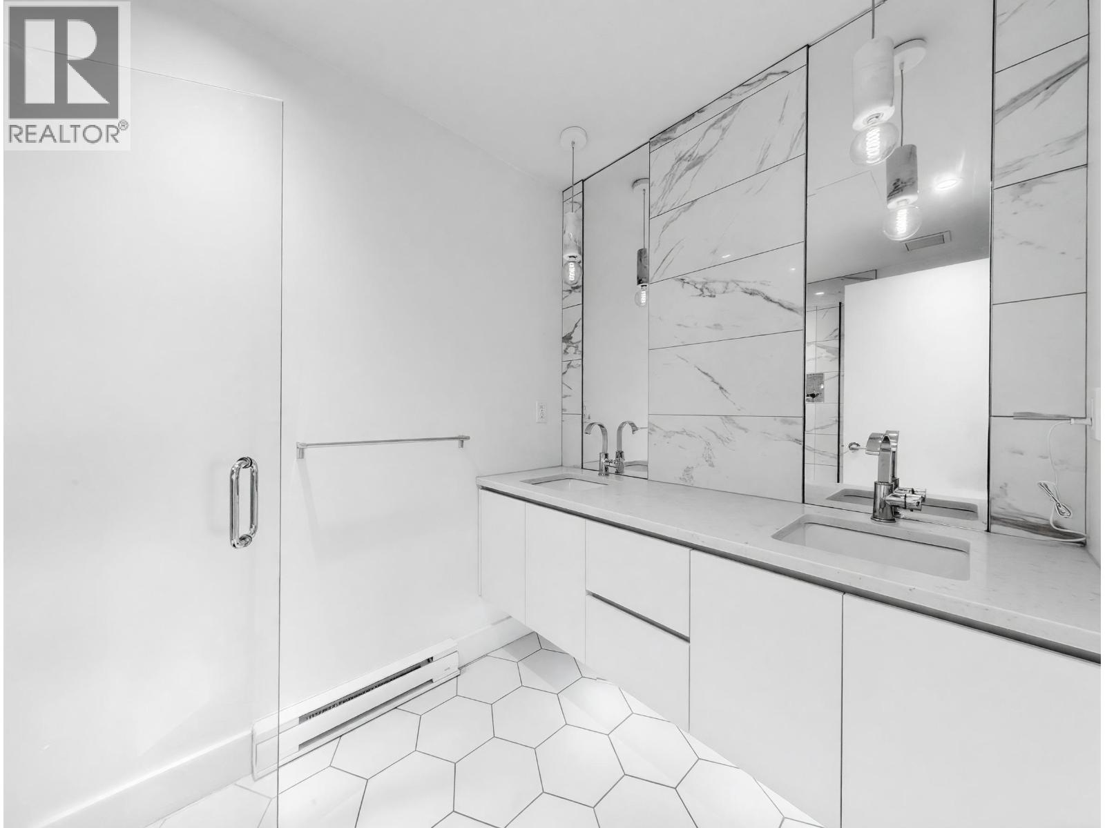1116 Falcon Drive, Coquitlam, British Columbia  V3E 0M7 - Photo 18 - R3158534