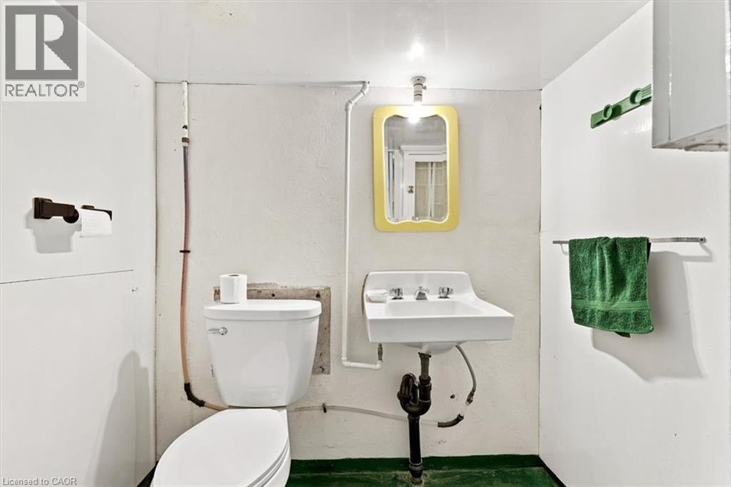 111 Filbert Street, Kitchener, Ontario  N2H 1Y3 - Photo 34 - 40849269