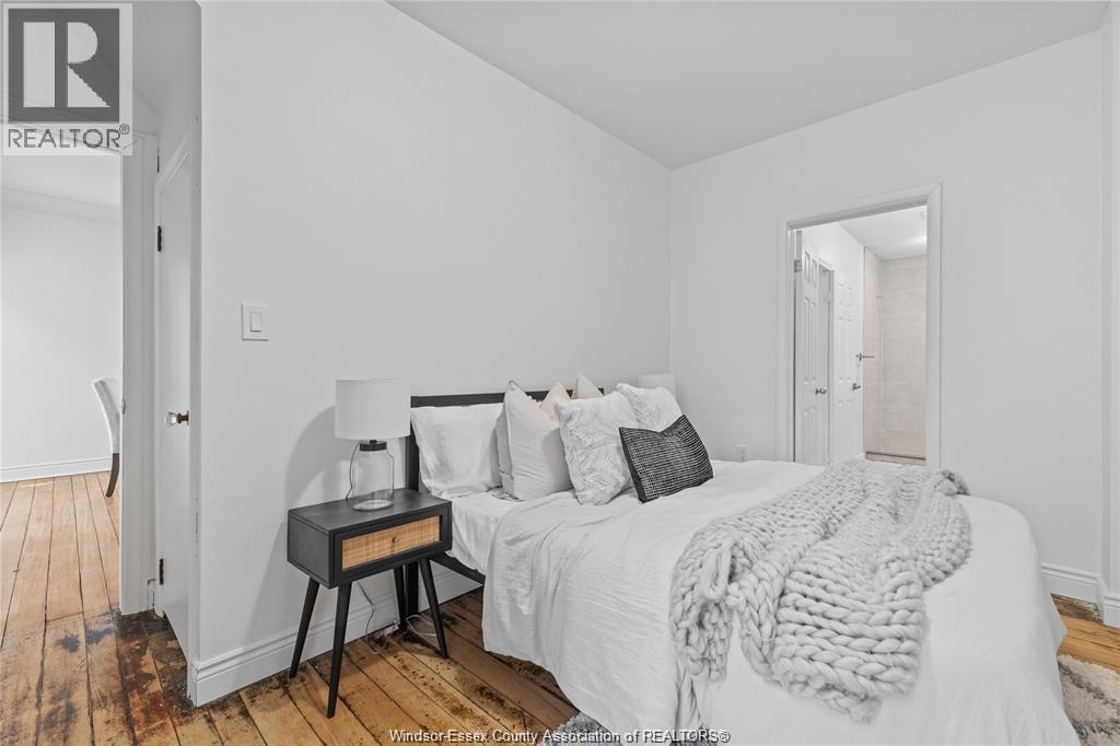809 Gladstone, Windsor, Ontario  N9A 2R3 - Photo 14 - 26020787