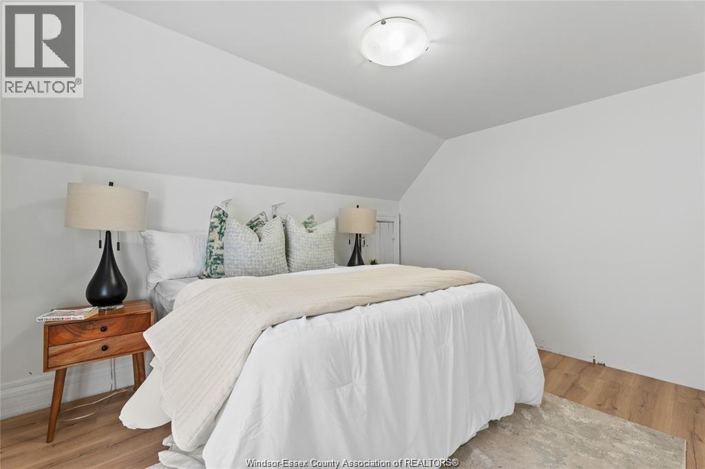 809 Gladstone, Windsor, Ontario  N9A 2R3 - Photo 19 - 26020787