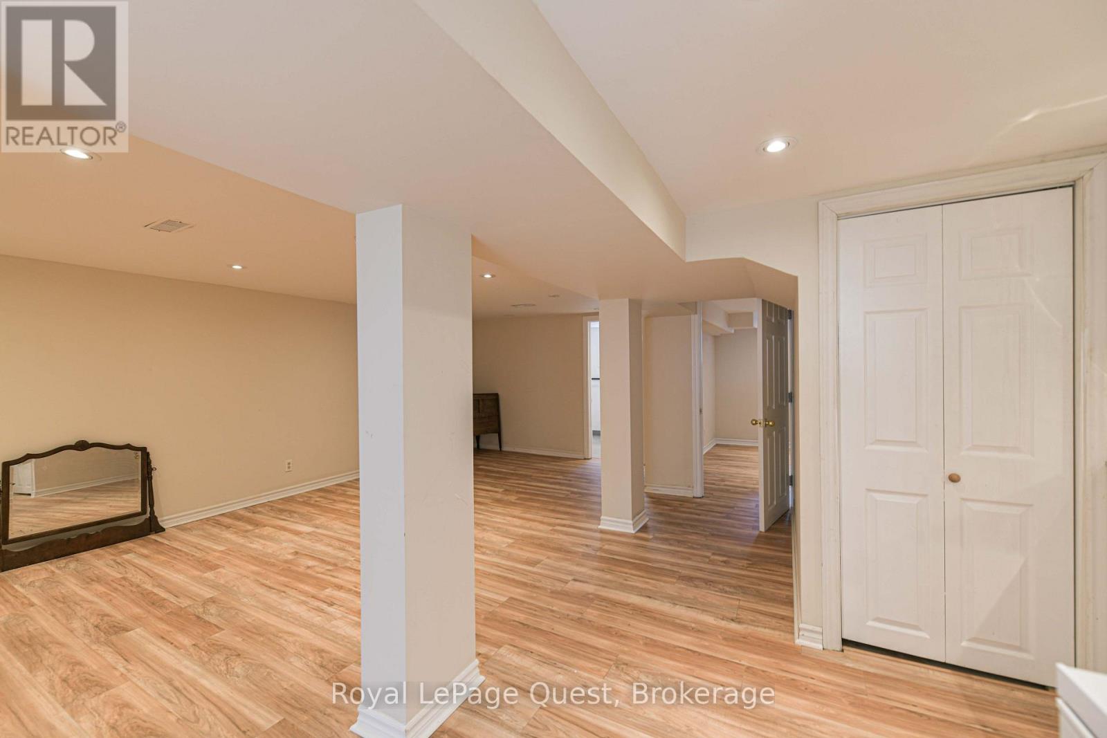 401 Mississaga Street W, Orillia, Ontario  L3V 3C4 - Photo 27 - S13709598