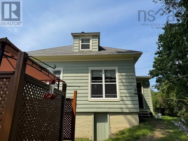 26 Pitt Street, Port Hawkesbury, Nova Scotia  B9A 2T3 - Photo 12 - 202621488