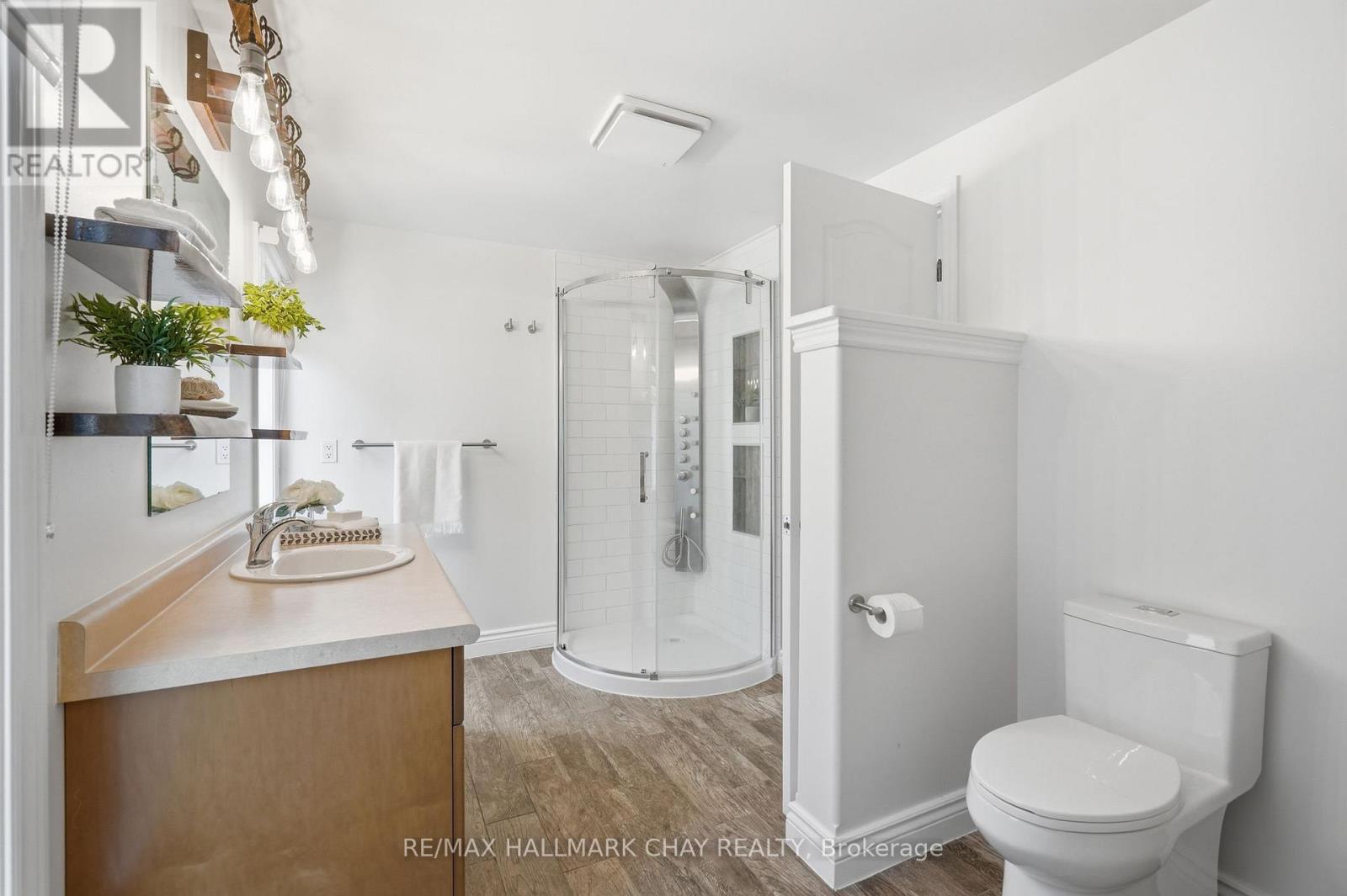 17 Armeda Clow Crescent, Essa, Ontario  L3W 0H7 - Photo 28 - N13460736