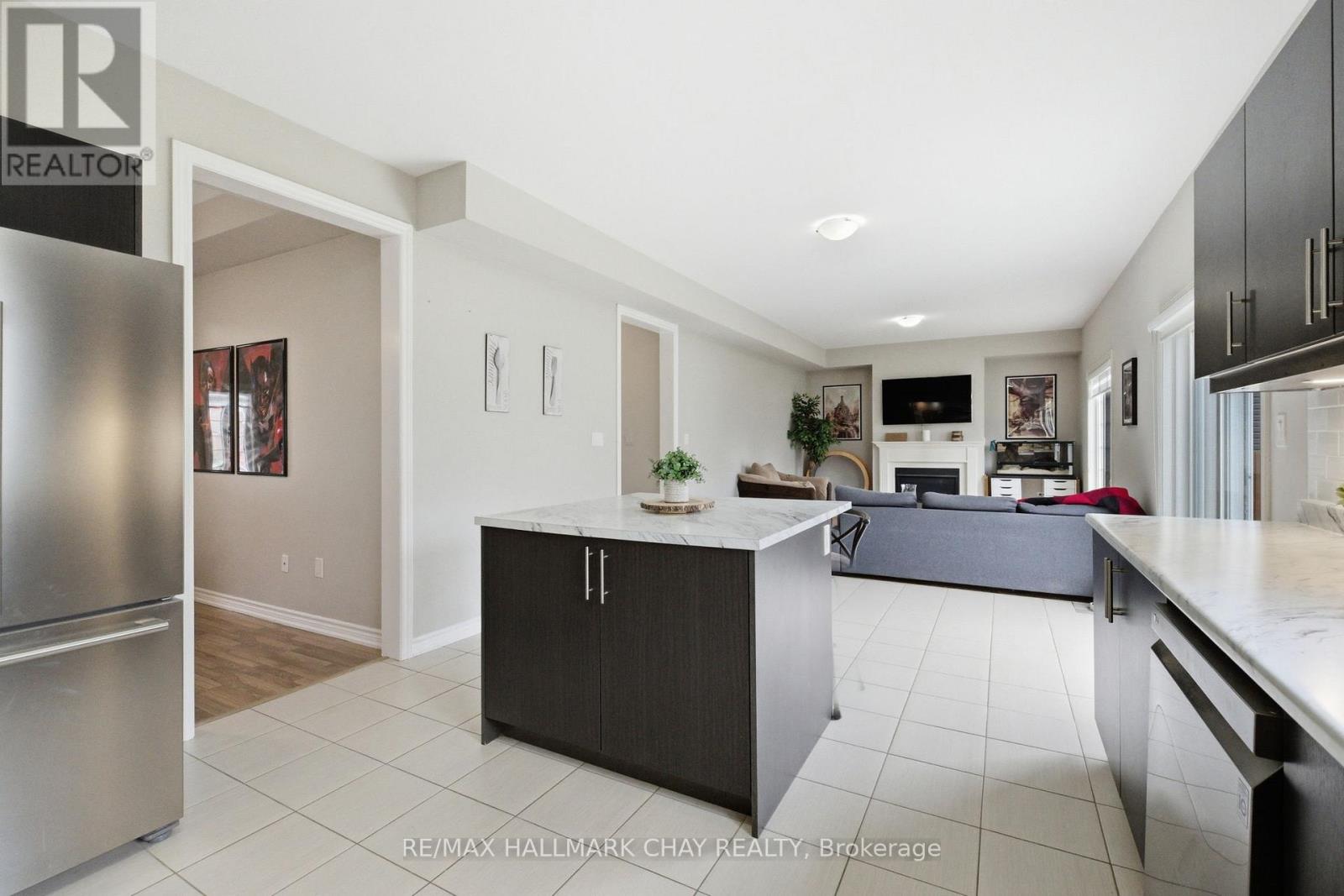 215 Breton Street, Clearview, Ontario  L0M 1S0 - Photo 13 - S13420964