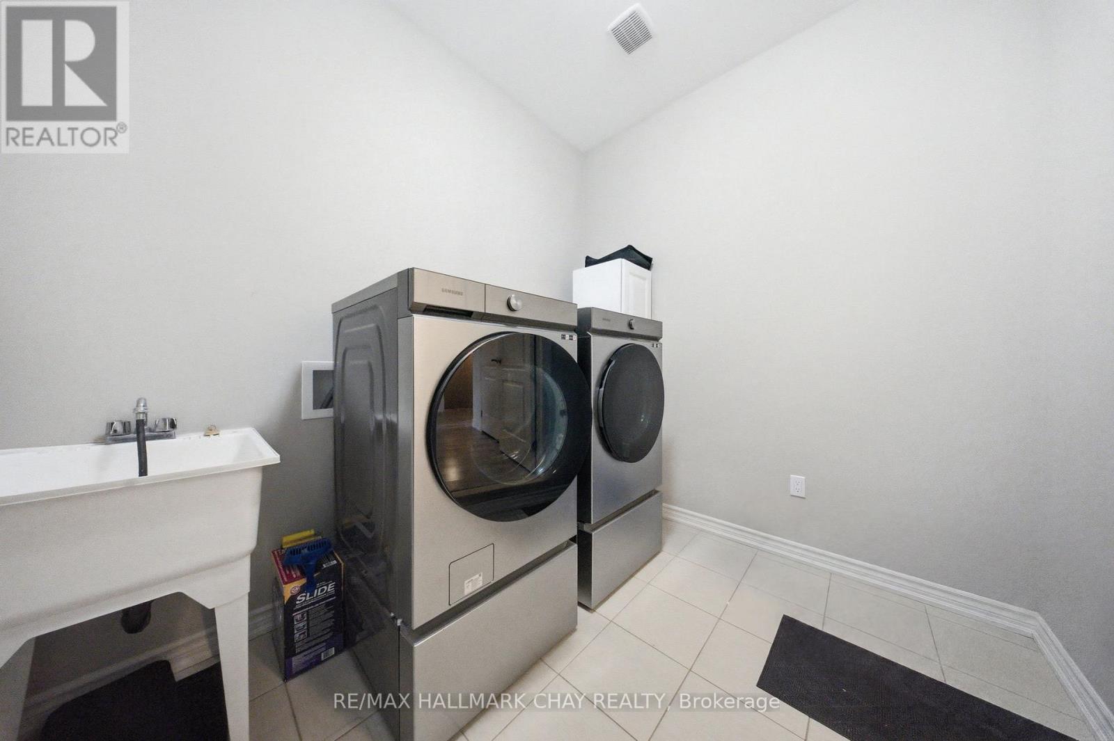 215 Breton Street, Clearview, Ontario  L0M 1S0 - Photo 15 - S13420964