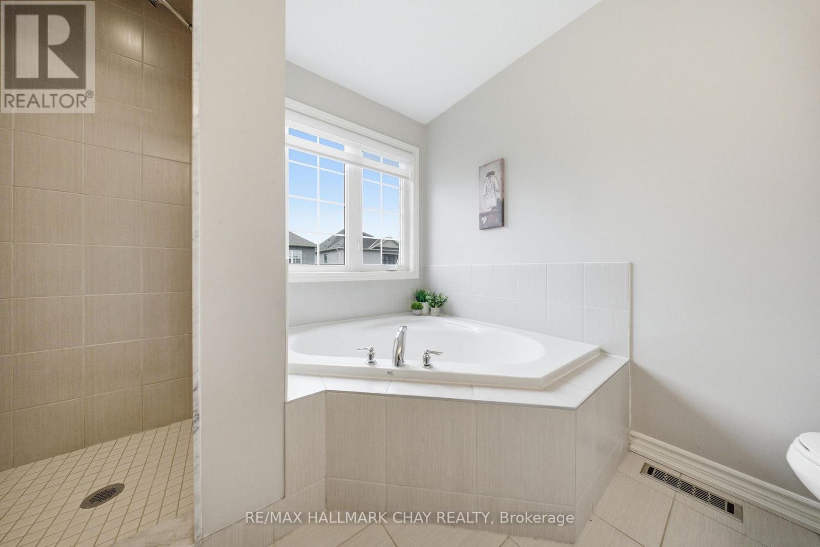 215 Breton Street, Clearview, Ontario  L0M 1S0 - Photo 21 - S13420964