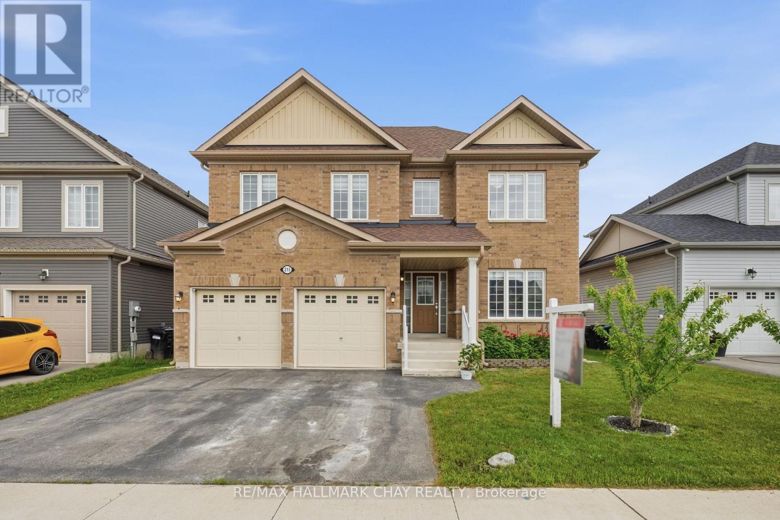 215 Breton Street, Clearview, Ontario  L0M 1S0 - Photo 2 - S13420964
