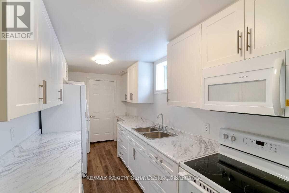 70 Montjoy Crescent, Brampton, Ontario  L6S 3E7 - Photo 20 - W13698348