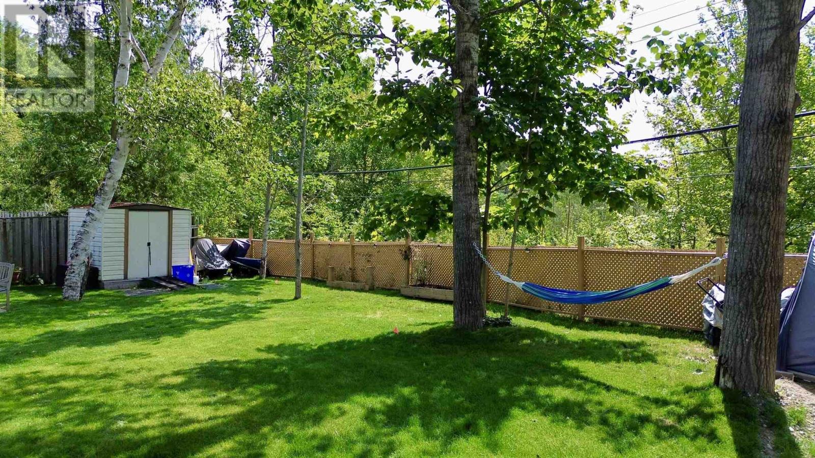51 Axmith Ave, Elliot Lake, Ontario  P5A 1B5 - Photo 17 - SM262309