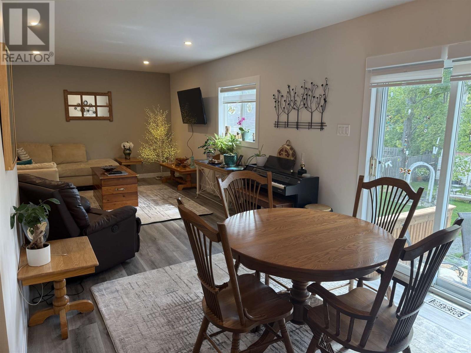 51 Axmith Ave, Elliot Lake, Ontario  P5A 1B5 - Photo 23 - SM262309