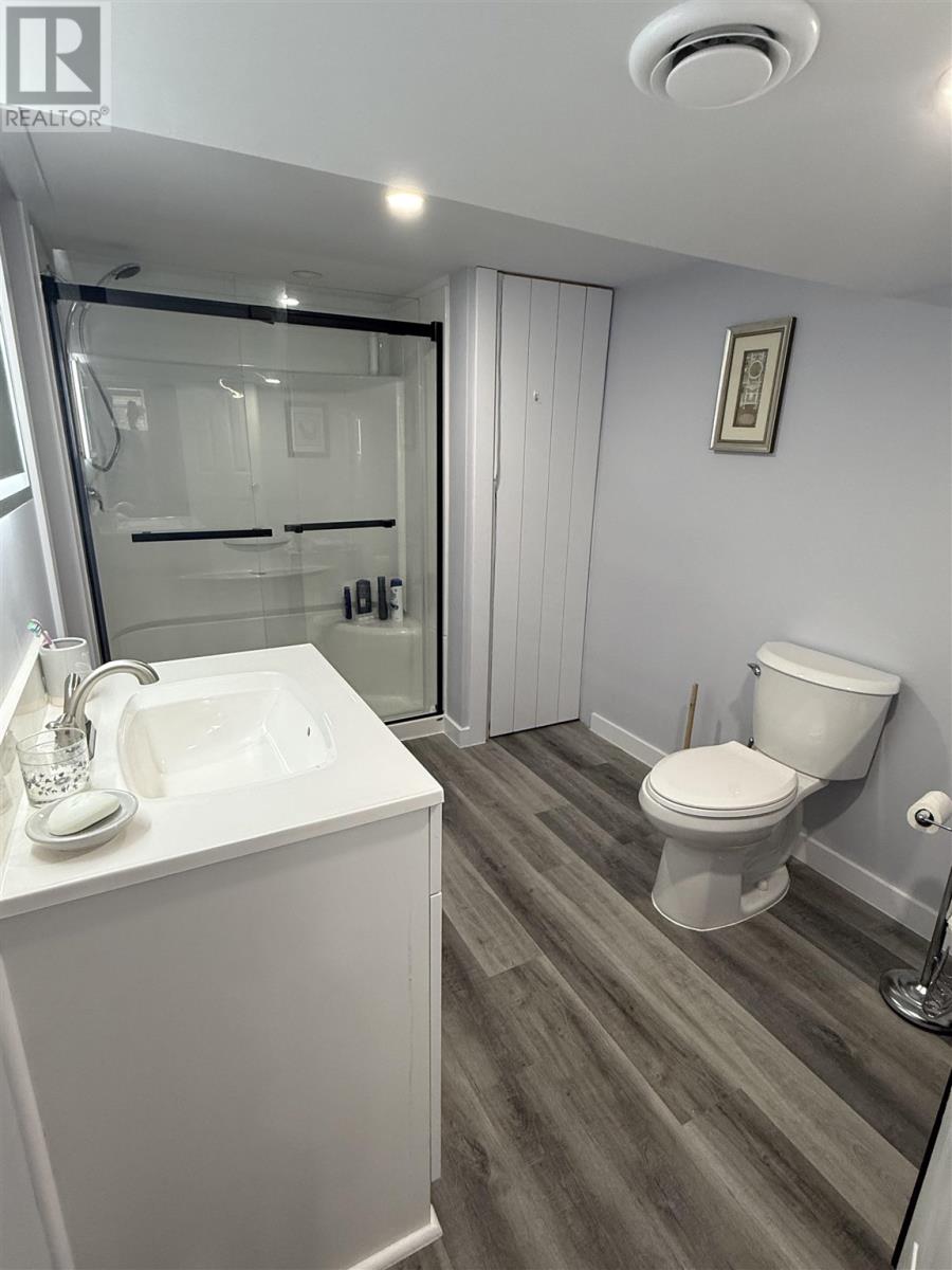 51 Axmith Ave, Elliot Lake, Ontario  P5A 1B5 - Photo 45 - SM262309