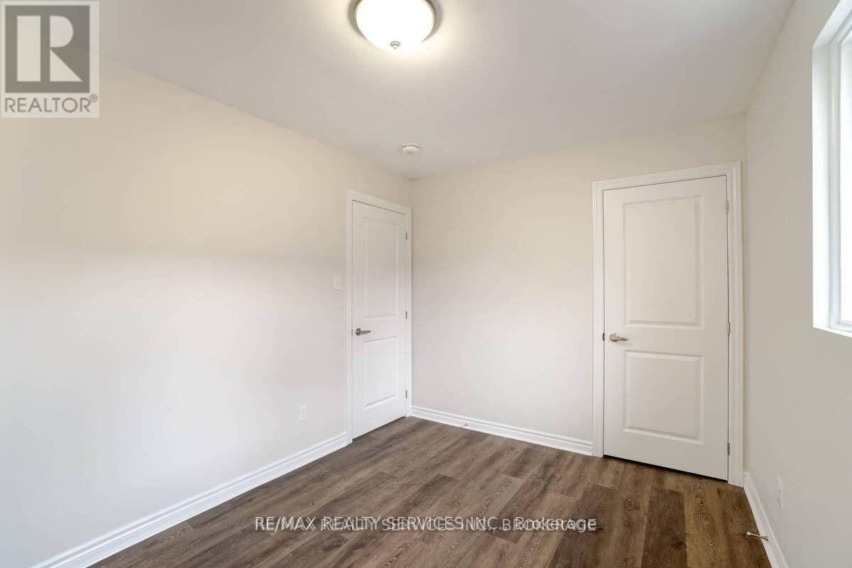 70 Montjoy Crescent, Brampton, Ontario  L6S 3E7 - Photo 12 - W13698348