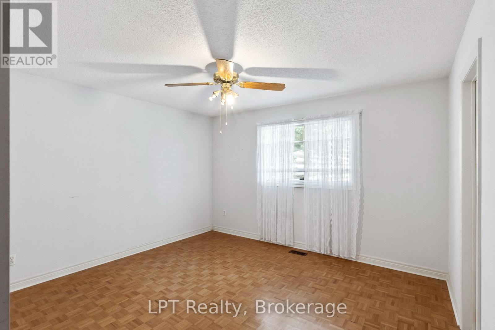 15 Esposito Drive, Caledon, Ontario  L7E 1T3 - Photo 17 - W13711374