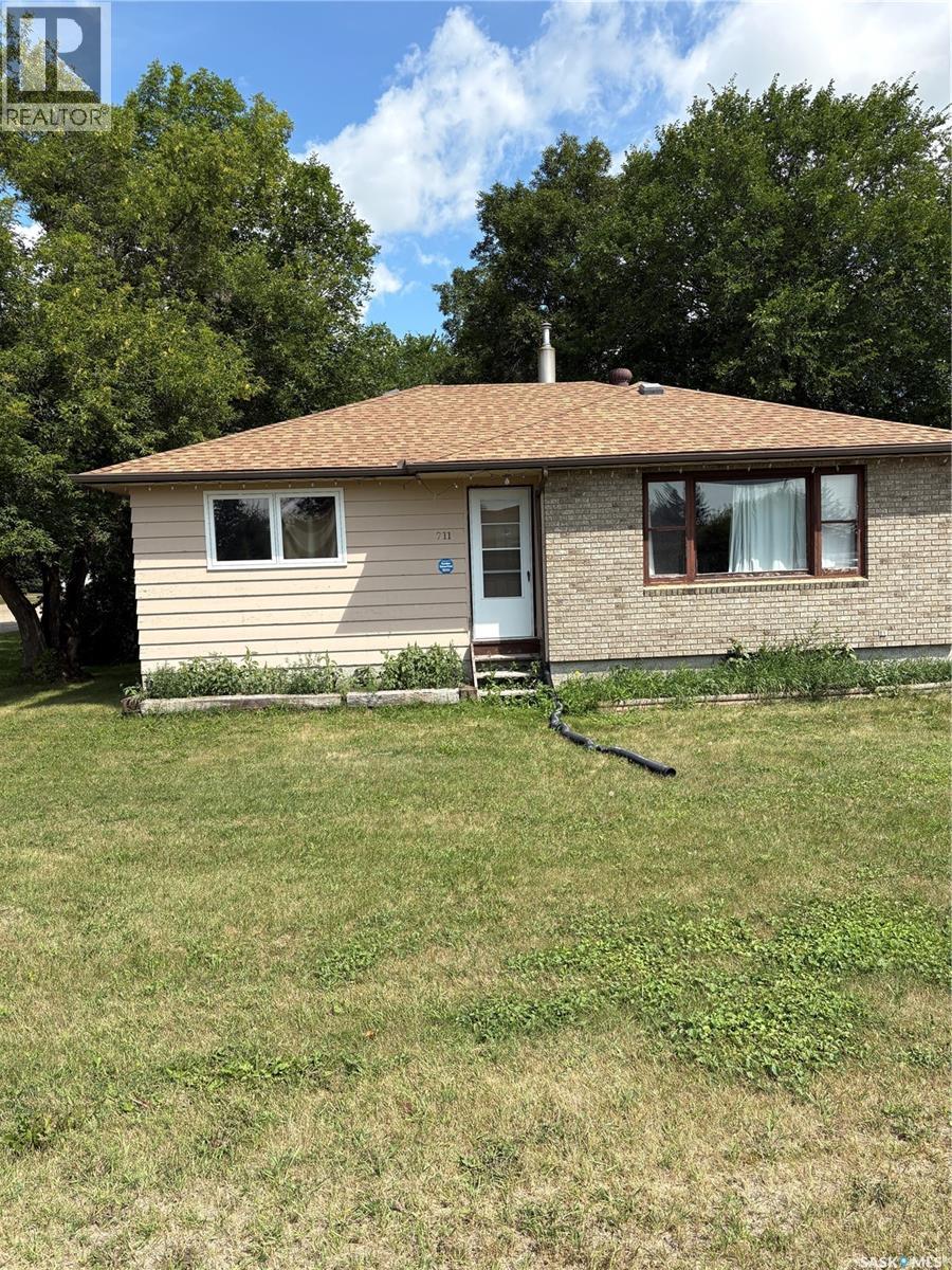 711 Yorkton Avenue, Theodore, Saskatchewan  S0A 4C0 - Photo 24 - SK045391