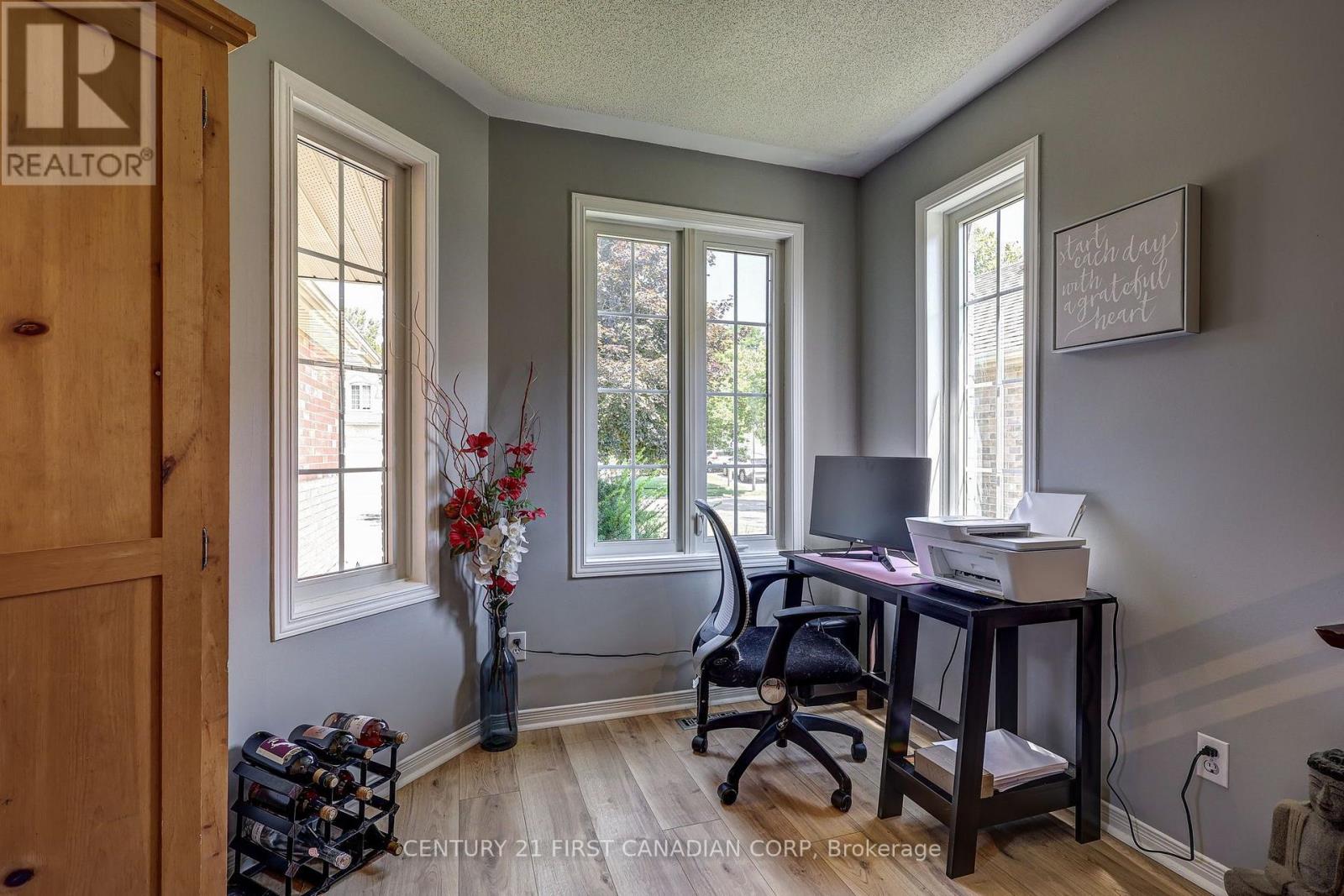 114 Meadowridge Road, London North, Ontario  N6H 5N6 - Photo 10 - X13711326