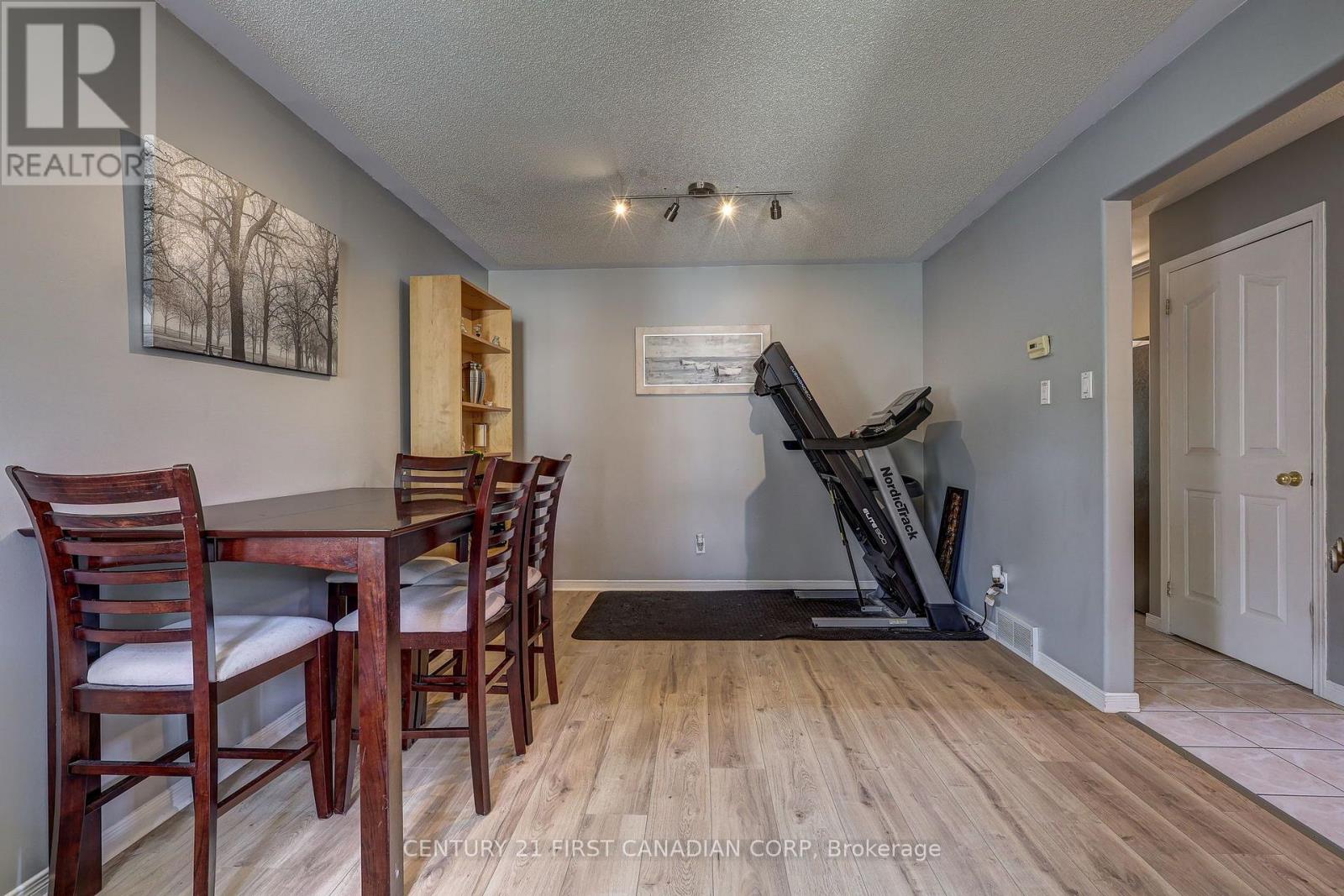 114 Meadowridge Road, London North, Ontario  N6H 5N6 - Photo 11 - X13711326