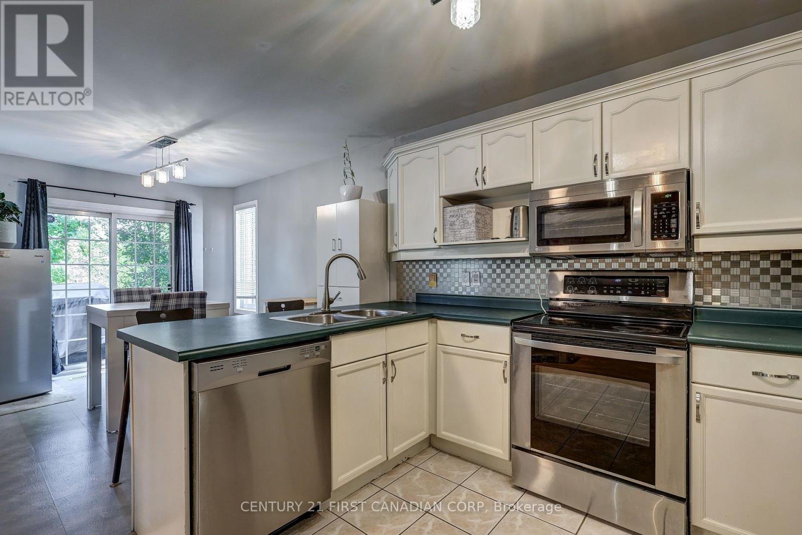 114 Meadowridge Road, London North, Ontario  N6H 5N6 - Photo 16 - X13711326