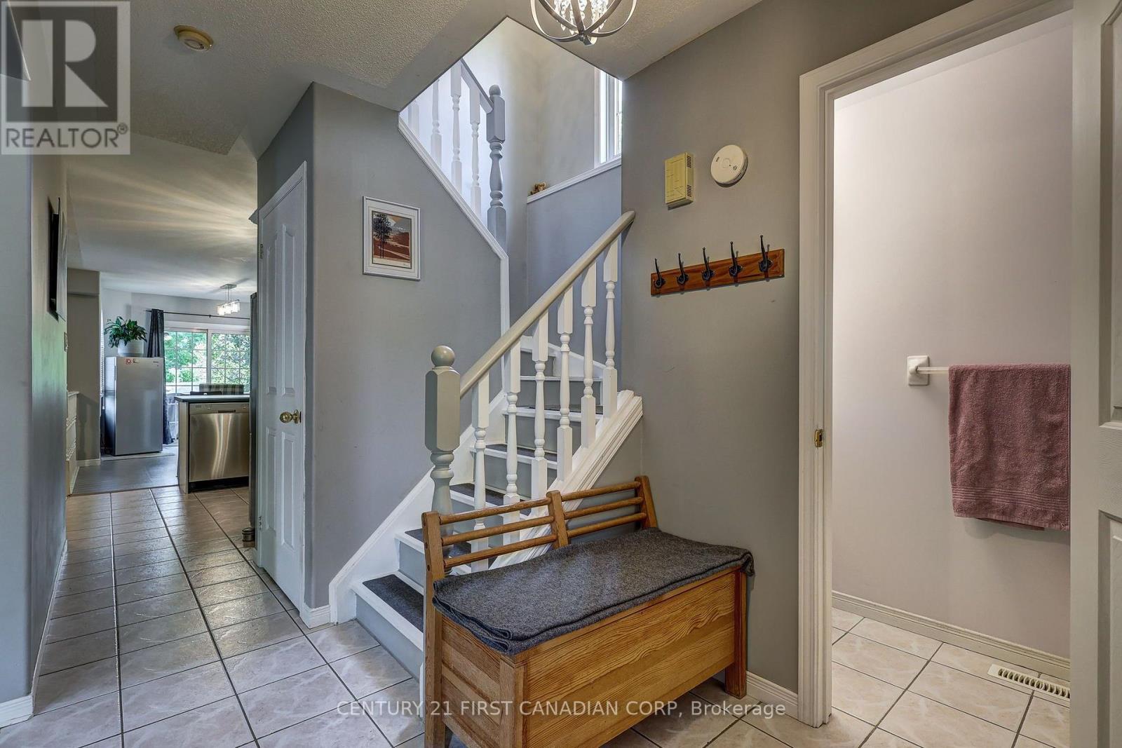 114 Meadowridge Road, London North, Ontario  N6H 5N6 - Photo 7 - X13711326