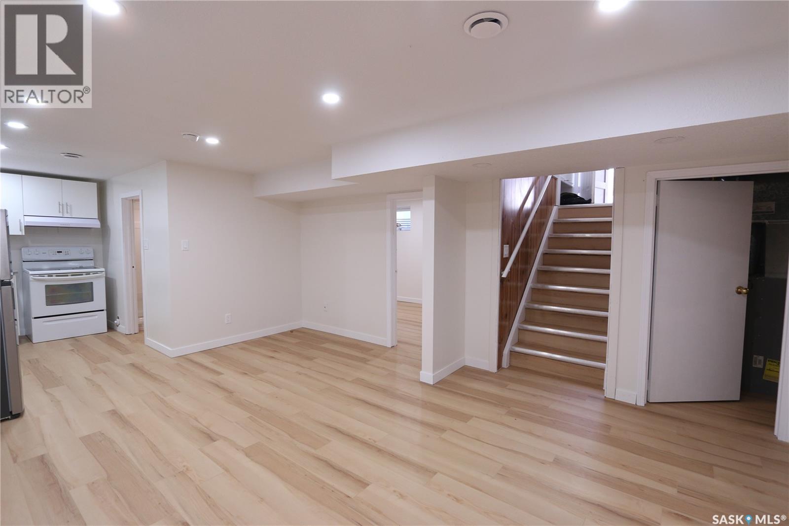 2910 Avonhurst Drive, Regina, Saskatchewan  S4R 3J5 - Photo 29 - SK046357