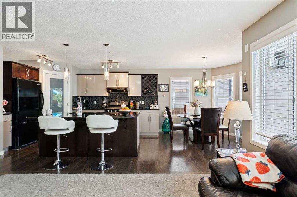 768 New Brighton Drive SE, Calgary, Alberta  T2Z 0Z8 - Photo 10 - A2333587
