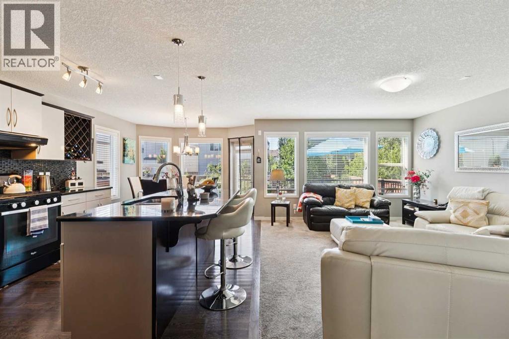 768 New Brighton Drive SE, Calgary, Alberta  T2Z 0Z8 - Photo 8 - A2333587