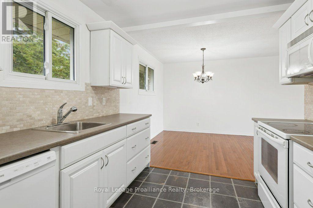 8 Panter Circle, Belleville, Ontario  K8P 4S7 - Photo 17 - X13711466