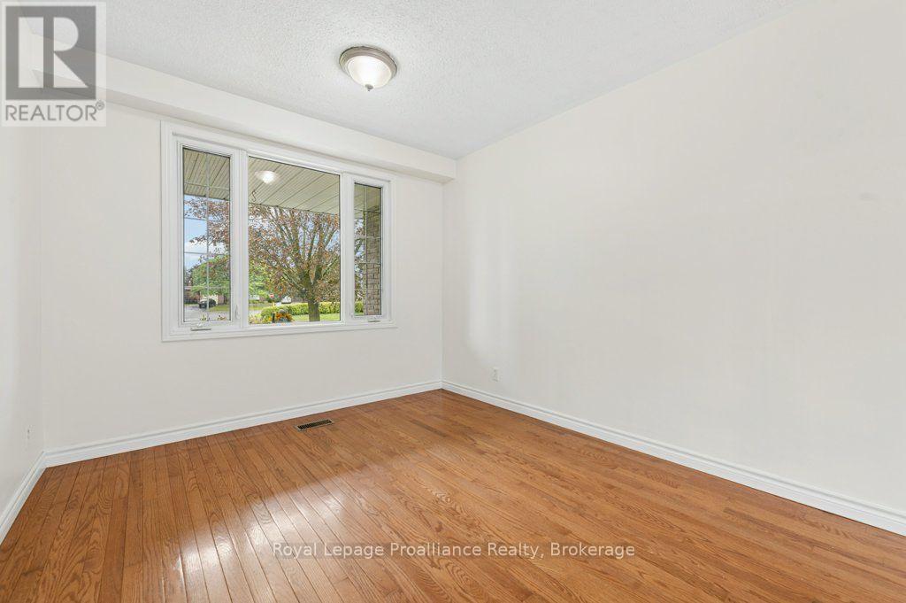 8 Panter Circle, Belleville, Ontario  K8P 4S7 - Photo 21 - X13711466