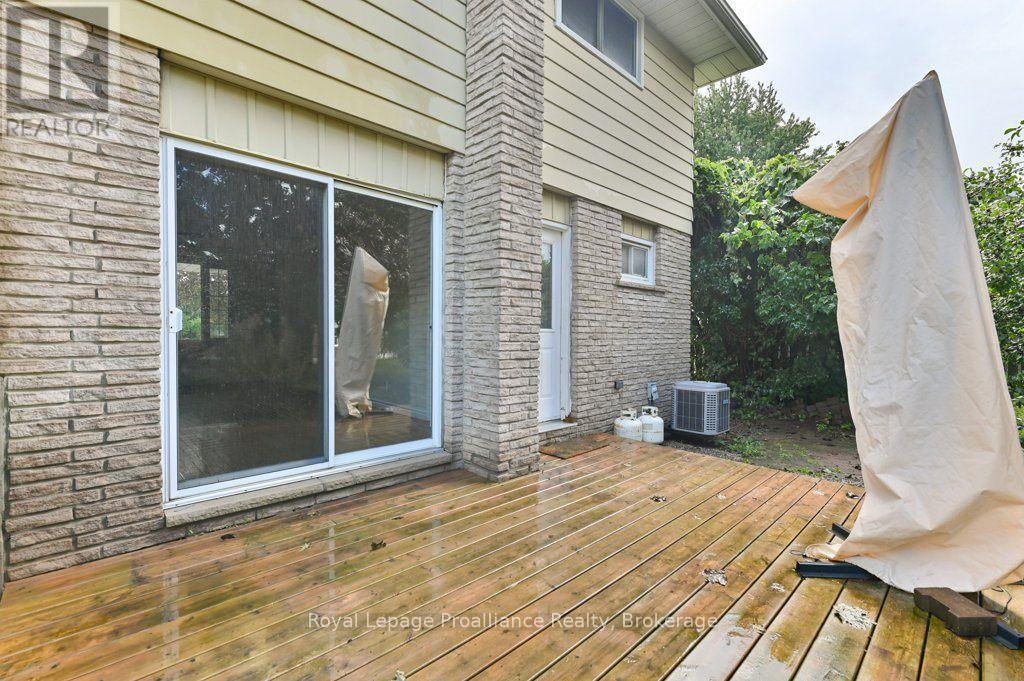8 Panter Circle, Belleville, Ontario  K8P 4S7 - Photo 34 - X13711466