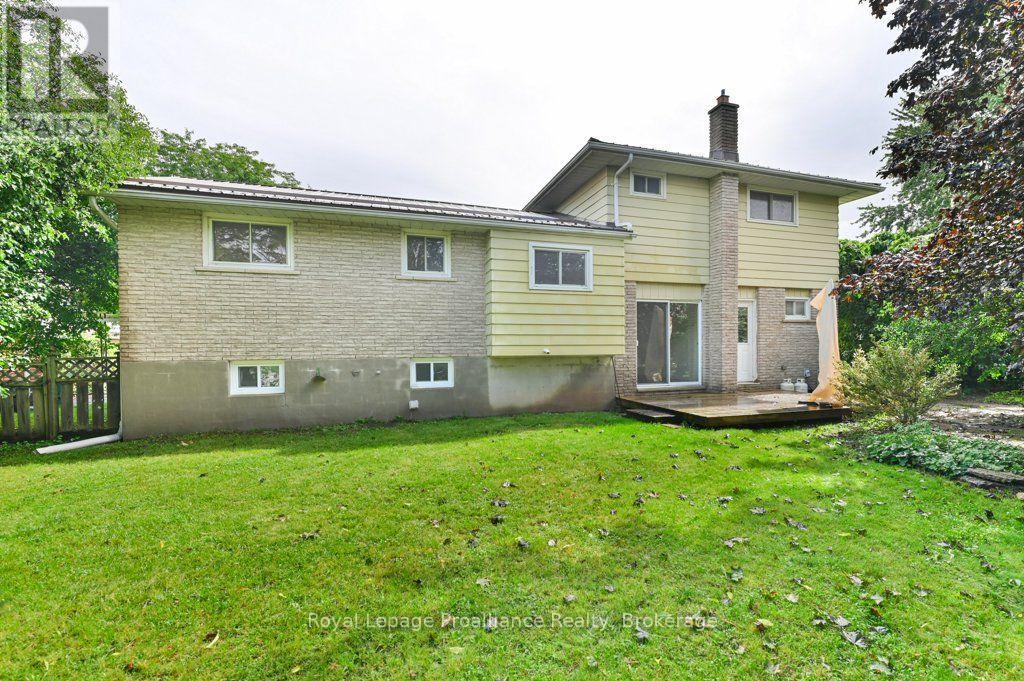 8 Panter Circle, Belleville, Ontario  K8P 4S7 - Photo 38 - X13711466
