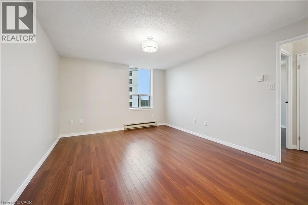 35 Green Valley Drive Unit# 1603, Kitchener, Ontario  N2P 2A5 - Photo 17 - 40842272