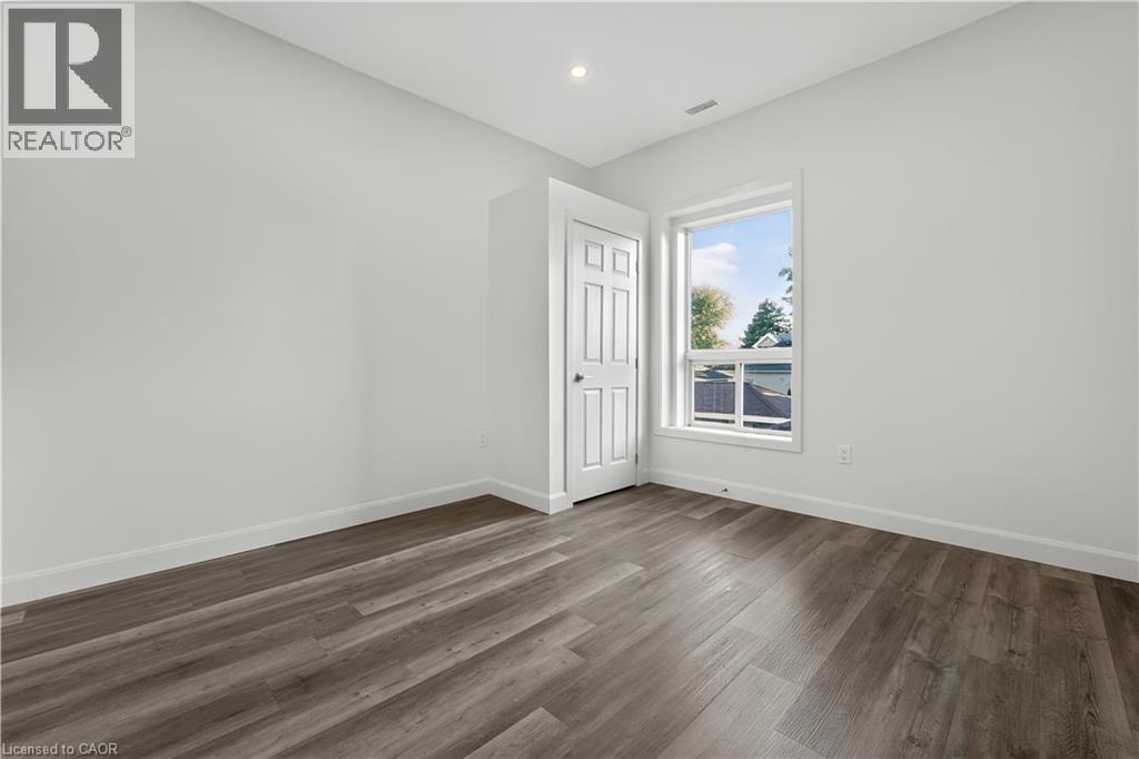 279 Darling Street Unit# 2, Brantford, Ontario  N3S 3X7 - Photo 26 - 40852765