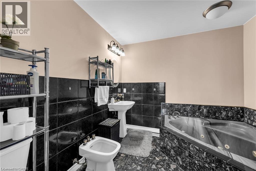 283 Second Road E, Stoney Creek, Ontario  L8J 3J1 - Photo 29 - 40858208