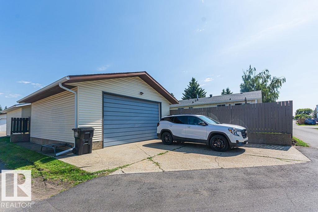 3612 18 Av NW, Edmonton, Alberta  T6L 3C2 - Photo 12 - E4501612