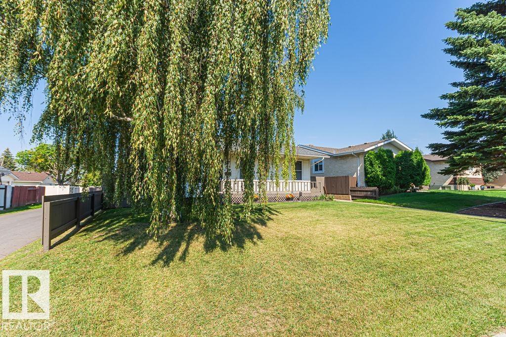 3612 18 Av NW, Edmonton, Alberta  T6L 3C2 - Photo 3 - E4501612