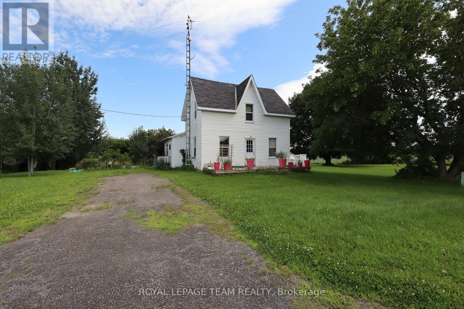11200 Bailey Road, North Dundas, Ontario  K0C 2K0 - Photo 8 - X13711308