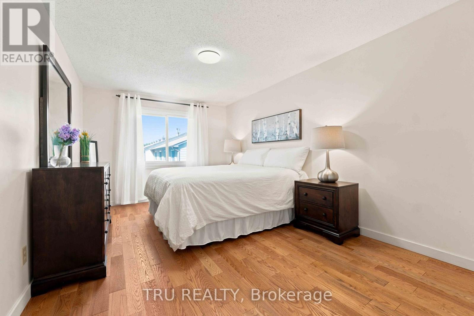 2154 Orient Park Drive, Ottawa, Ontario  K1B 4V9 - Photo 27 - X13711440
