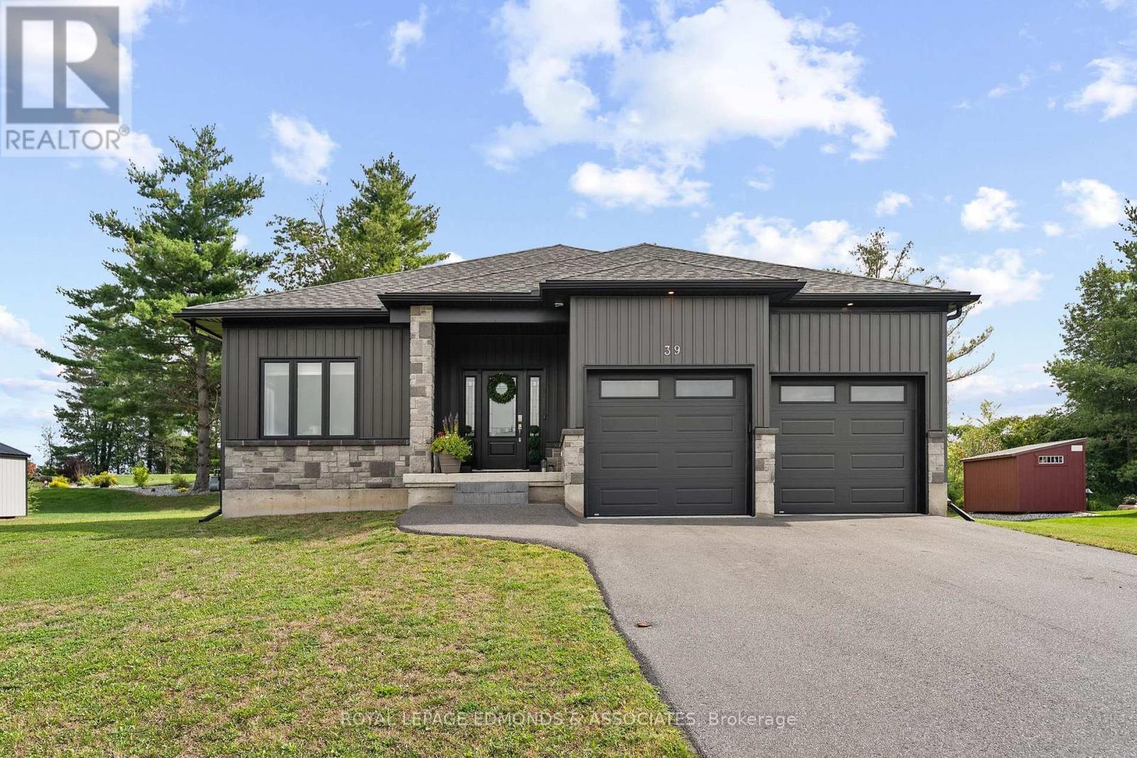 39 Morrison Drive, Whitewater Region, Ontario K0J 1K0 - Photo 3 - X13711304