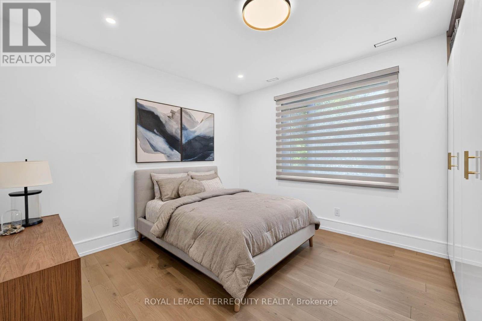 35 Tottenham Road, Toronto, Ontario  M3C 2J5 - Photo 22 - C13711310
