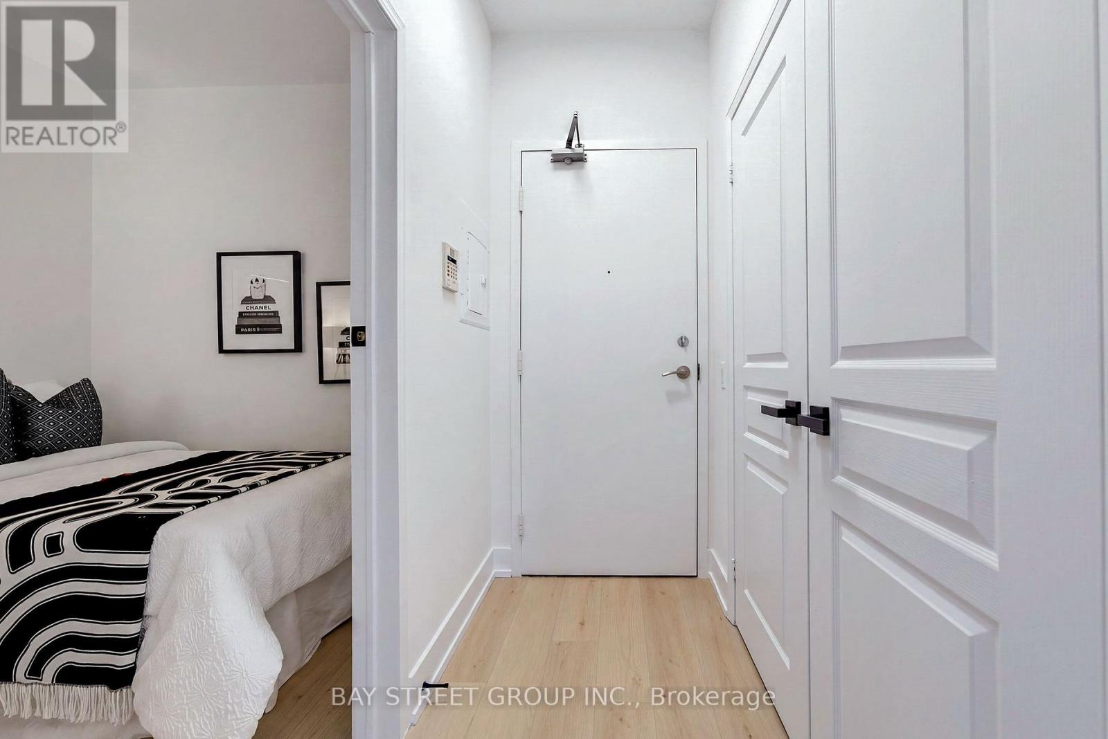 805 - 1121 Bay Street, Toronto, Ontario  M5S 3L9 - Photo 4 - C13711314