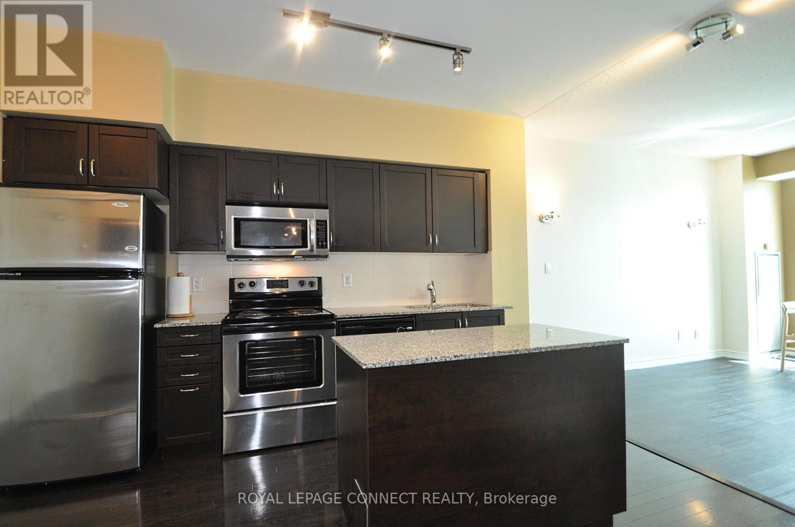 2812 - 215 Fort York Boulevard, Toronto, Ontario  M5V 4A2 - Photo 12 - C13711422