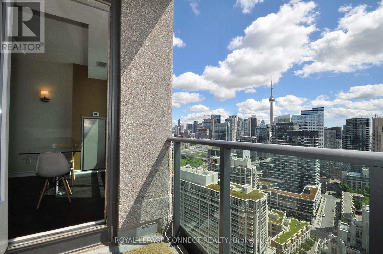 2812 - 215 Fort York Boulevard, Toronto, Ontario  M5V 4A2 - Photo 2 - C13711422