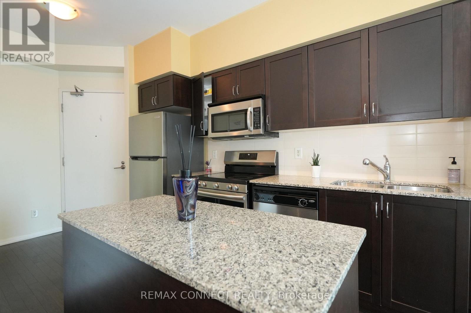 2812 - 215 Fort York Boulevard, Toronto, Ontario  M5V 4A2 - Photo 31 - C13711422