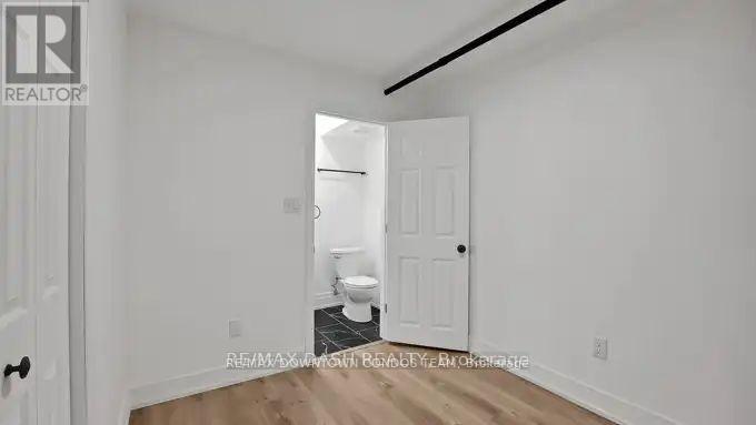 31 - 917 St Clair Avenue W, Toronto, Ontario  M6C 1C7 - Photo 30 - C13711434