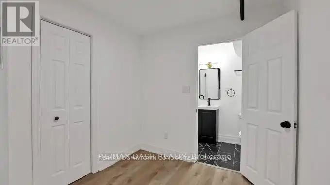 31 - 917 St Clair Avenue W, Toronto, Ontario  M6C 1C7 - Photo 32 - C13711434
