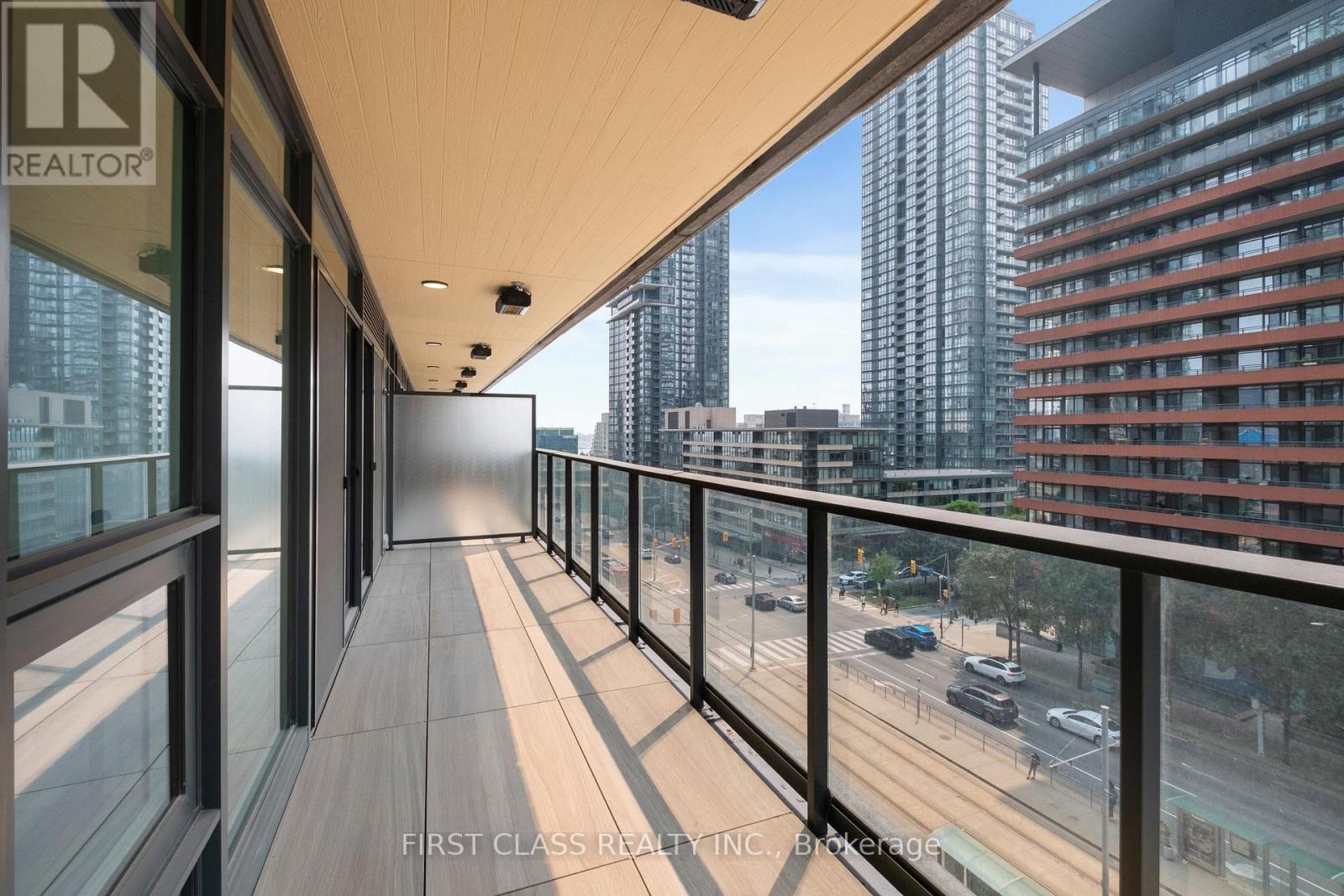 728w - 3 Concord Cityplace Way, Toronto, Ontario  M5V 0X4 - Photo 10 - C13711456
