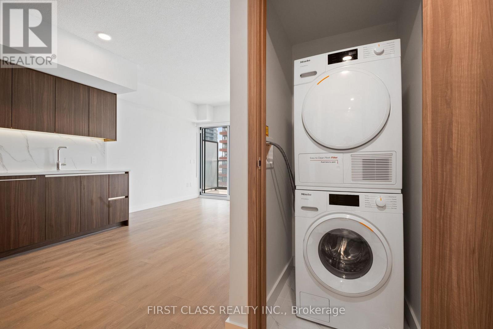 728w - 3 Concord Cityplace Way, Toronto, Ontario  M5V 0X4 - Photo 11 - C13711456